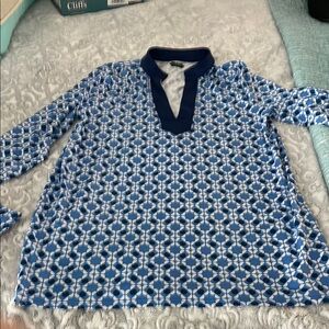 Blue and White Geometric Long Sleeve Top